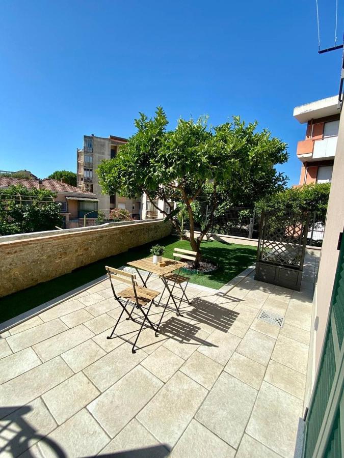 Floridida Rooms & Breakfast Andora Екстер'єр фото